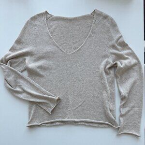 Brandy Melville V-Neck Beige Sweater